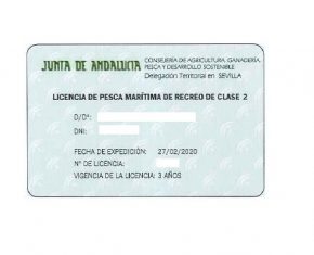 licencia para pescar desde barco en Andalucía