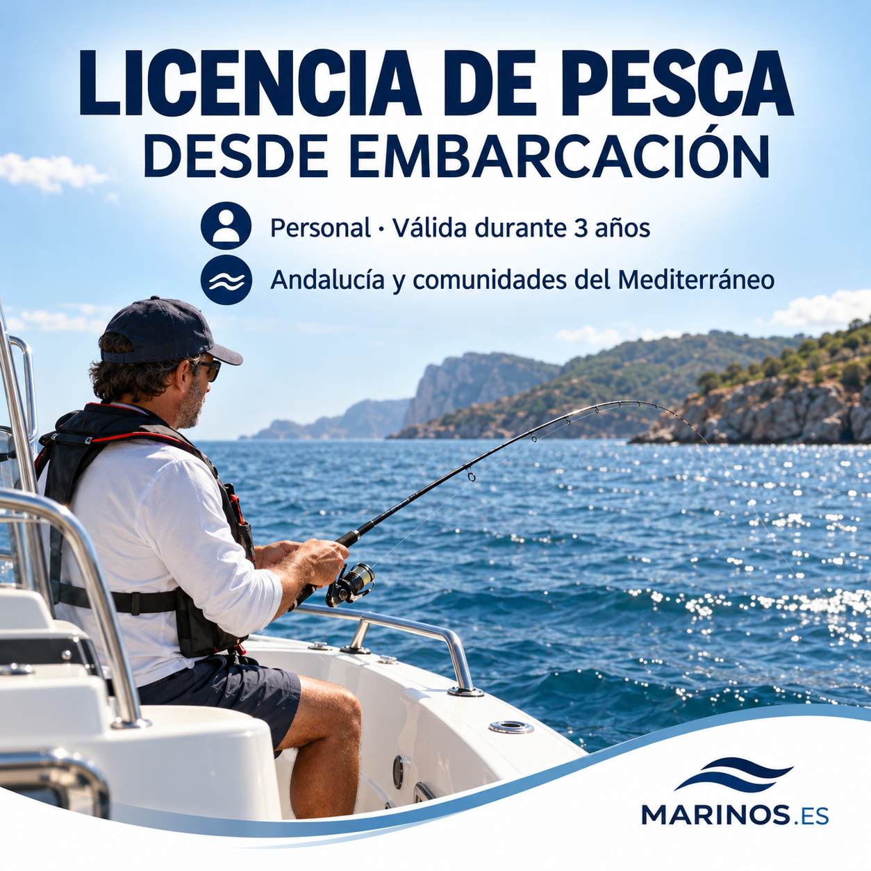 Pescador desde embarcación en el Mediterráneo, imagen de la licencia de pesca personal tramitada por Marinos.es.