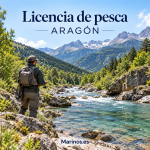 Pescador junto a un río de montaña para el producto Licencia de pesca de Aragón de Marinos.es.