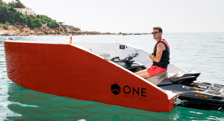 One 16 - convertir un barco en moto de agua